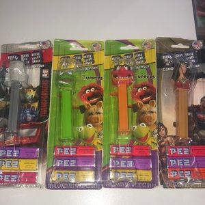 Sealed - 4 Boxes of Pez - Winder woman, Animal, Kermit of the Muppets & Megatron
